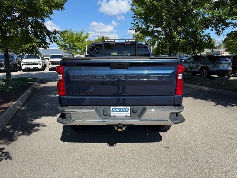 Used 2023 Chevrolet Silverado 1500 LT w/ Protection Package AWD/4WD image 4