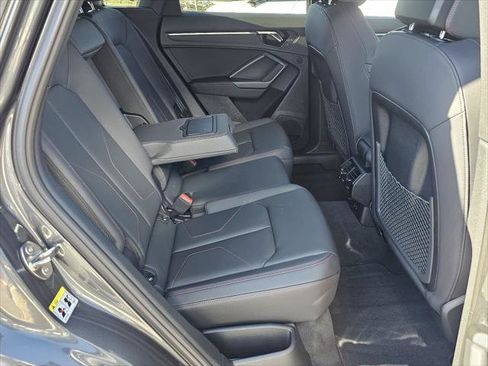 Used 2025 Audi Q3 2.0T Premium Plus w/ Premium Plus Package image 6