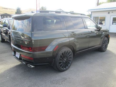 Used 2025 Hyundai Santa Fe Calligraphy AWD/4WD image 3