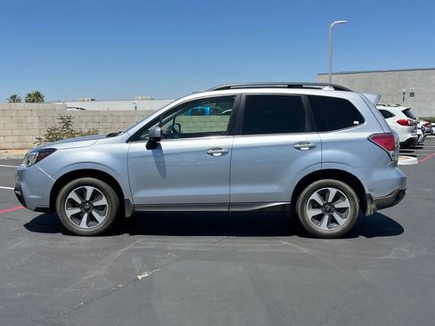 Used 2018 Subaru Forester 2.5i Limited AWD/4WD image 4