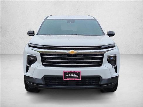 New 2026 Chevrolet Traverse LT image 6