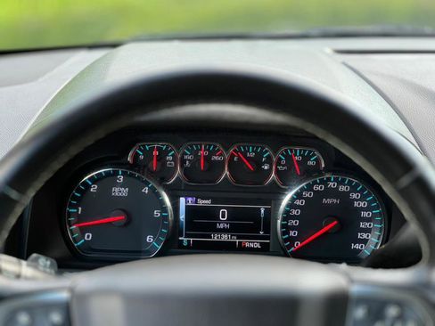 Used 2019 Chevrolet Tahoe LT image 12