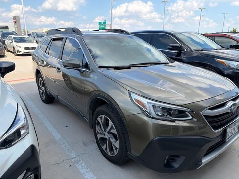 Used 2020 Subaru Outback Limited XT w/ Popular Package #2 AWD/4WD image 2