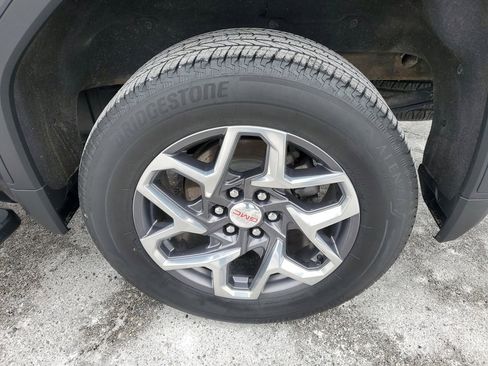 Used 2022 GMC Sierra 1500 SLT w/ SLT Premium Plus Package image 34