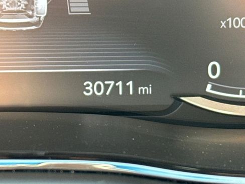 Used 2025 Genesis GV70 2.5T image 23