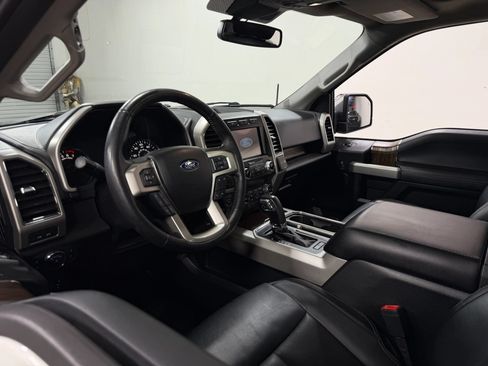 Used 2020 Ford F150 Lariat w/ Equipment Group 502A Luxury RWD image 14