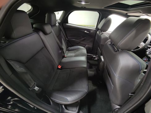 Used 2017 Ford Focus RS AWD/4WD image 14
