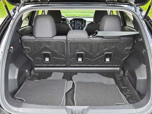 Used 2024 Subaru Crosstrek 2.0i Premium image 16