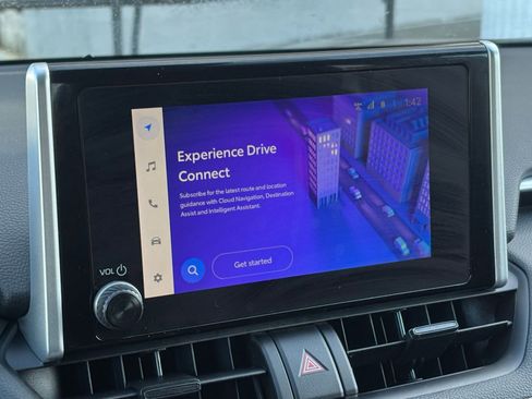 Used 2025 Toyota RAV4 LE image 20