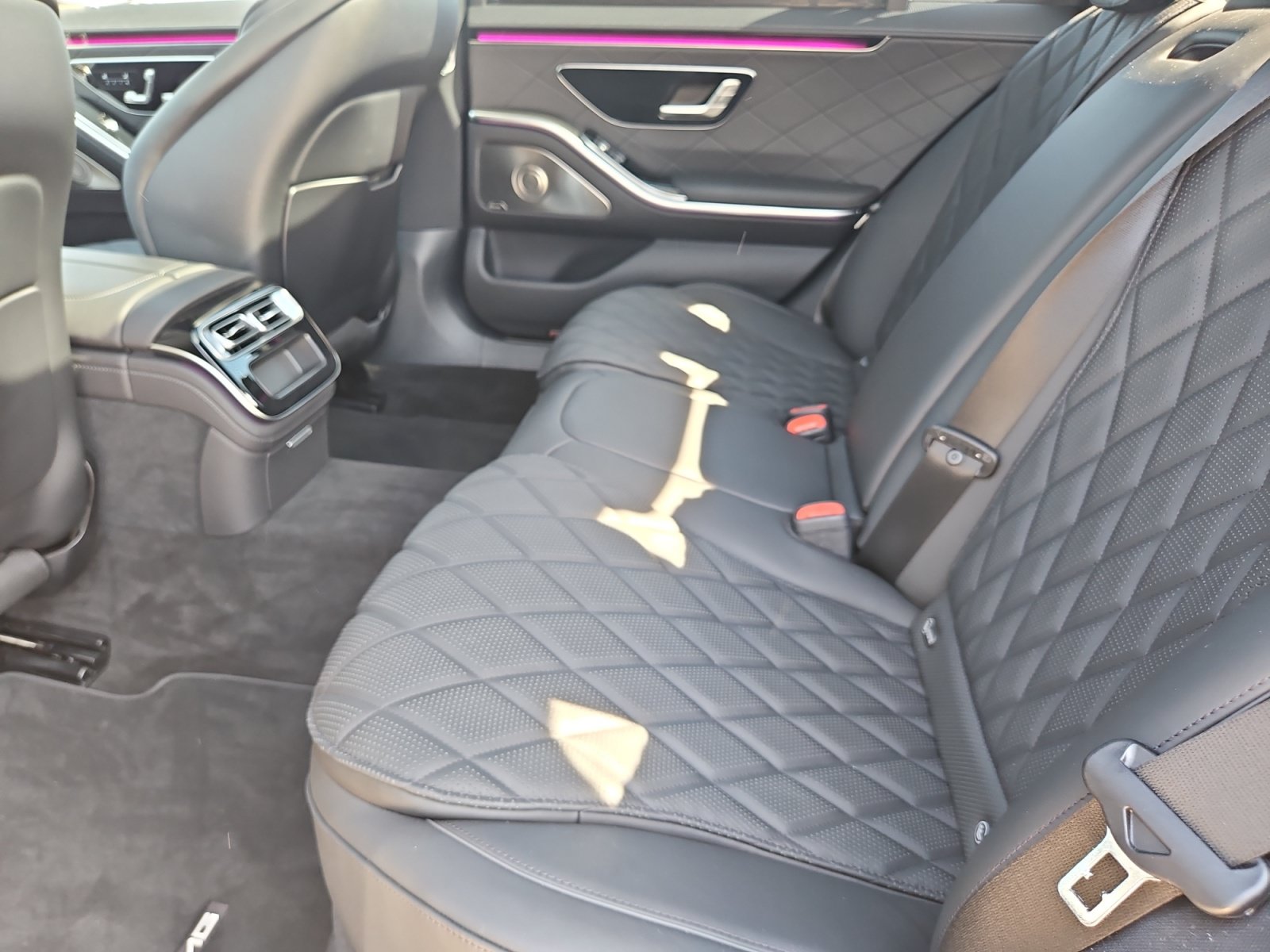 Used 2025 Mercedes-Benz S 580 4MATIC Sedan image 11