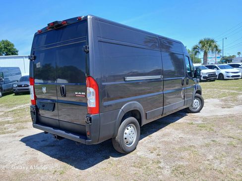 Used 2020 RAM ProMaster 2500 w/ Interior Convenience Group FWD image 5
