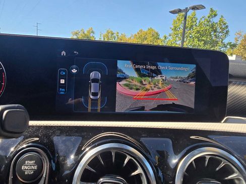 Used 2025 Mercedes-Benz CLA 250 image 30