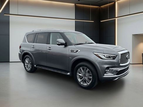 Used 2018 INFINITI QX80 2WD w/ Driver Assistance Package image 7