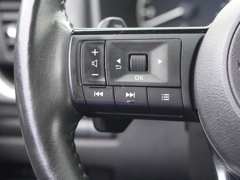Used 2023 Nissan Rogue SV w/ SV Premium B Package FWD image 22