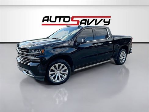 Used 2021 Chevrolet Silverado 1500 High Country w/ Technology Package image 3