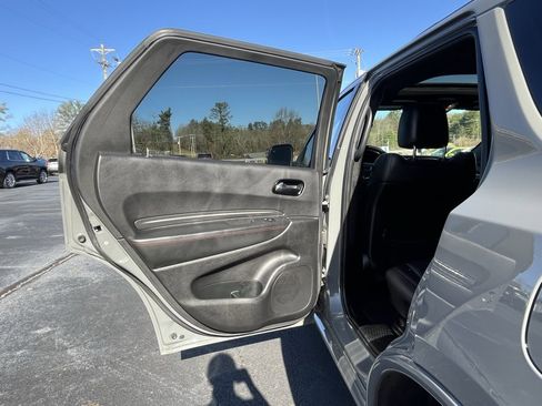 Used 2024 Dodge Durango GT image 14