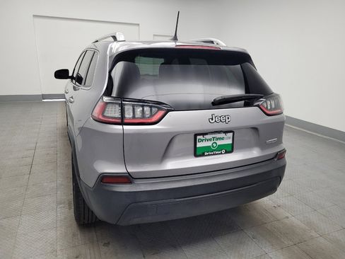 Used 2019 Jeep Cherokee Latitude w/ Popular Appearance Group FWD image 6