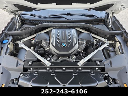 Used 2022 BMW X7 M50i w/ Dynamic Handling Package AWD/4WD image 59