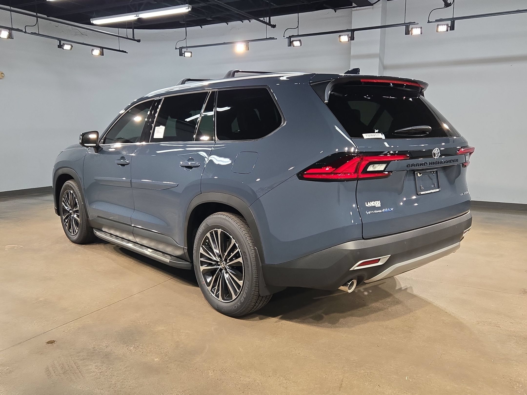 New 2026 Toyota Grand Highlander AWD Hybrid image 5