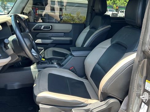 Used 2023 Ford Bronco Wildtrak AWD/4WD image 4