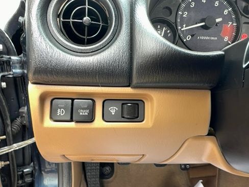Used 2000 MAZDA MX-5 Miata LS RWD image 11