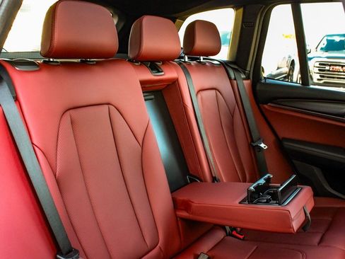 Used 2022 BMW X3 xDrive30i w/ M Sport Package 2 image 41