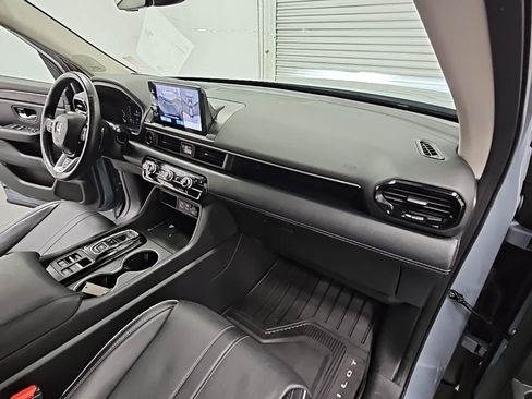Used 2023 Honda Pilot Elite image 43