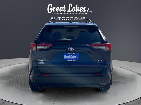 Used 2021 Toyota RAV4 XLE w/ XLE Grade Weather Package AWD/4WD image 4