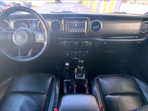 Used 2019 Jeep Wrangler Unlimited Sport S AWD/4WD image 14