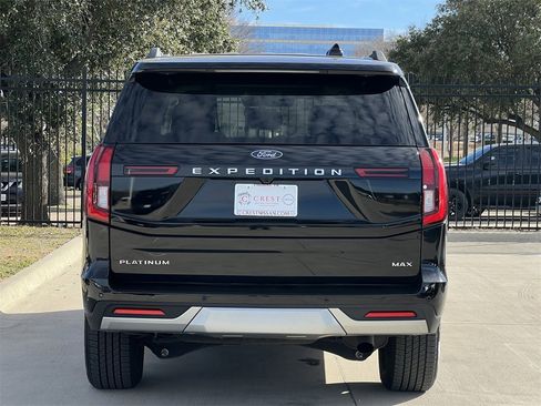 Used 2025 Ford Expedition Max Platinum image 7
