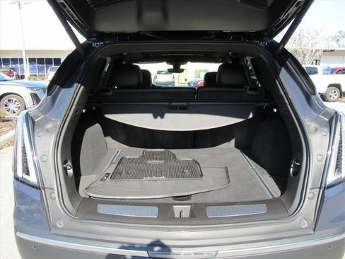 Certified 2024 Cadillac XT5 Sportv w/ Technology Package image 35