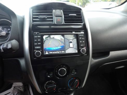 Used 2015 Nissan Versa Note FWD image 8