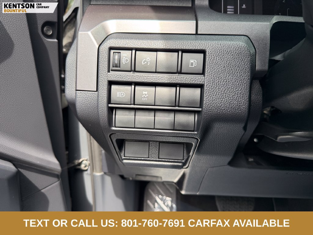 Used 2026 Toyota 4Runner SR5 AWD/4WD image 16