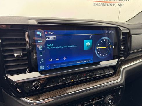 Used 2023 Chevrolet Silverado 1500 LT Trail Boss image 15