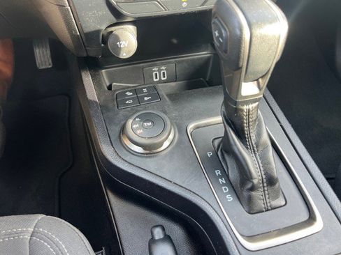 Used 2023 Ford Ranger XLT w/ Equipment Group 301A Mid image 14