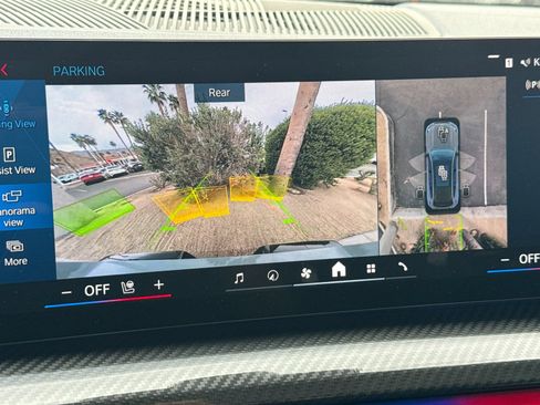 Used 2025 BMW M5 Touring image 23