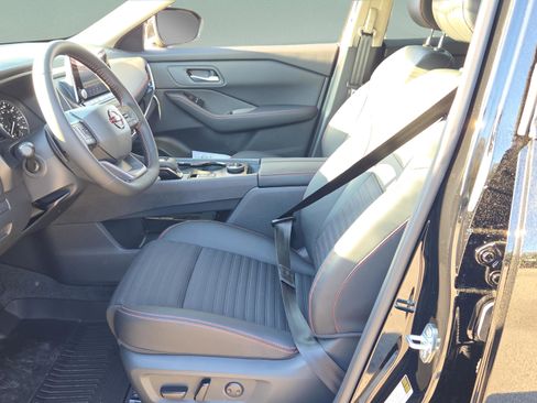 New 2026 Nissan Rogue Rock Creek image 10