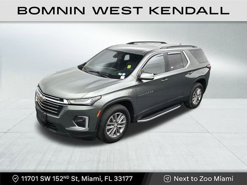 Used 2022 Chevrolet Traverse LT image 11