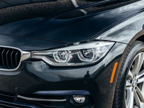 Used 2017 BMW 330i xDrive Wagon image 41