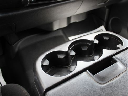 Used 2014 Chevrolet Silverado 2500 LT w/ Snow Plow Prep Package image 27