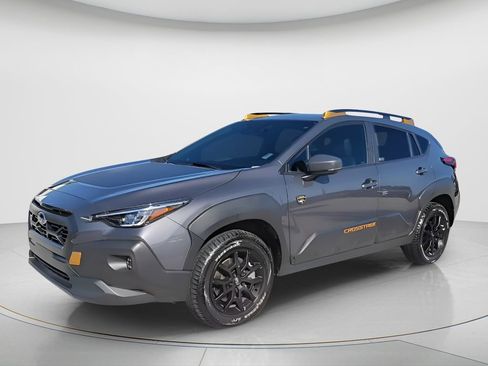 Used 2025 Subaru Crosstrek 2.5i Wilderness AWD/4WD image 1
