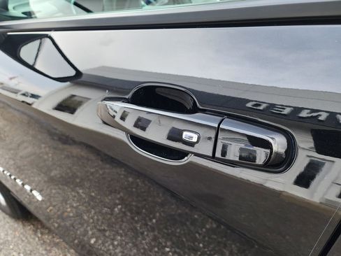 Certified 2024 Chevrolet Equinox LS w/ LS Convenience Package image 19