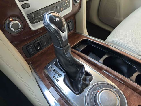 Used 2018 INFINITI QX80 4WD w/ Driver Assistance Package image 26