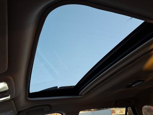 Used 2019 Subaru Outback 2.5i Limited image 7