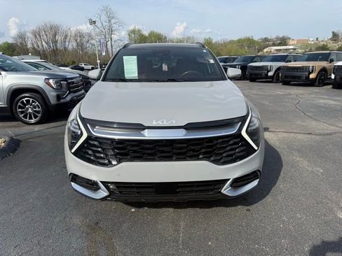 Used 2023 Kia Sportage SX image 2