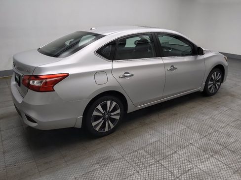 Used 2019 Nissan Sentra SL image 10