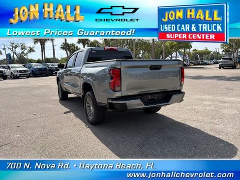 Used 2024 Chevrolet Colorado LT RWD image 9