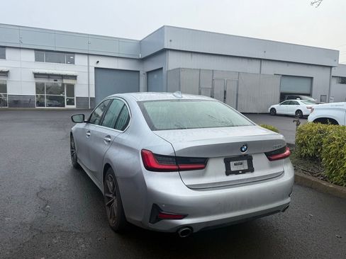 Used 2019 BMW 330i 330i w/ Premium Package image 3