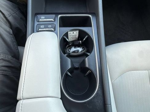 Used 2025 Hyundai Sonata SEL FWD image 21