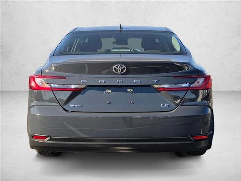 Used 2025 Toyota Camry LE image 7